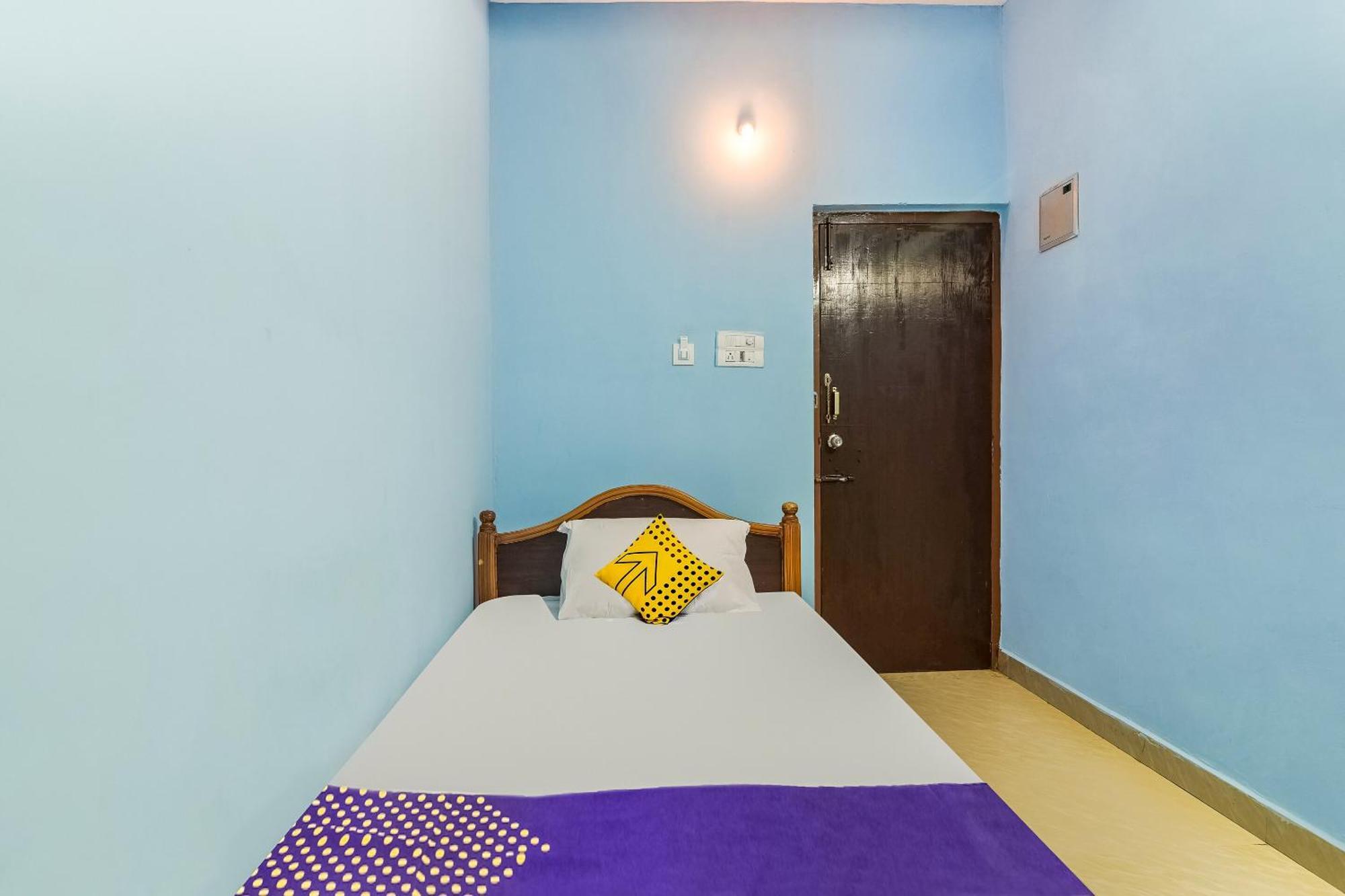 Spot On R.R Residency Hotel Tirupati Buitenkant foto